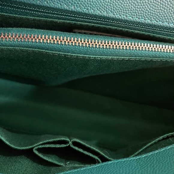 Brand new full set Green Flap - Picture 3 of 7